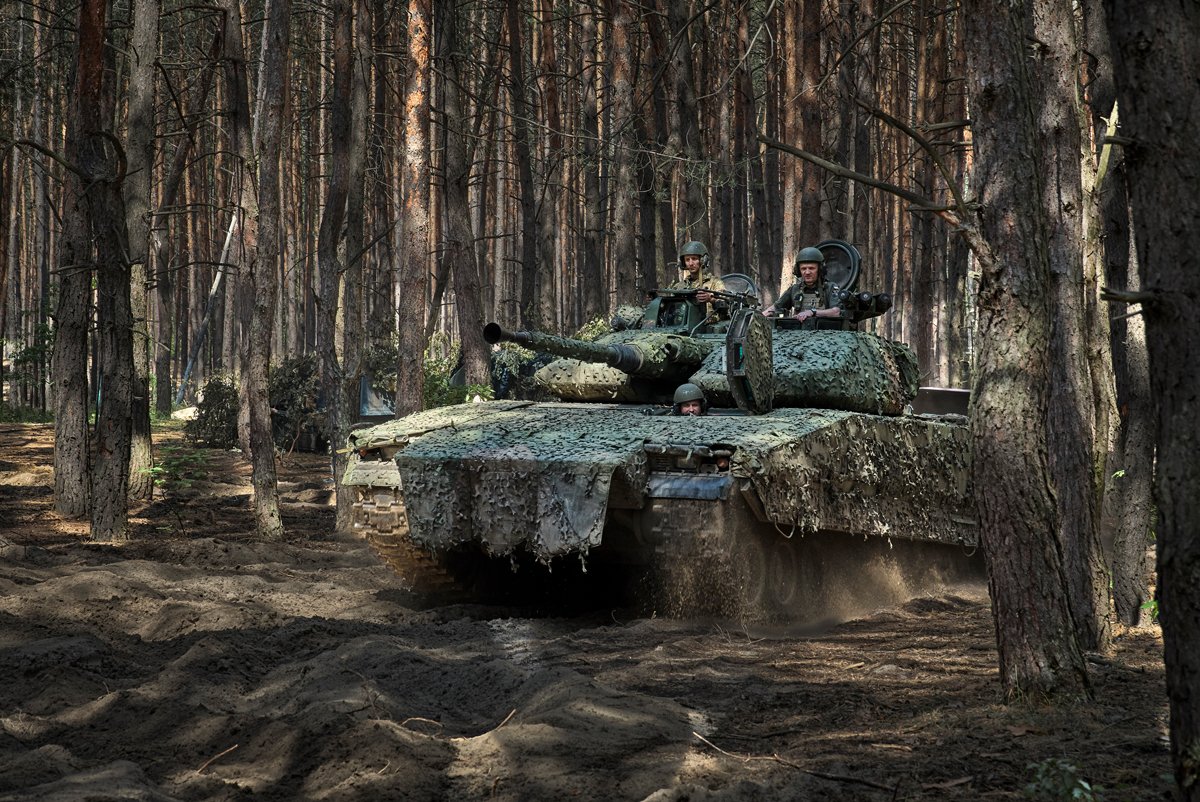 Украинские военнослужащие моторизованной бригады в Харьковской области, Украина, 18 июня 2024 года. Фото: Сергей Козлов / EPA-EFE