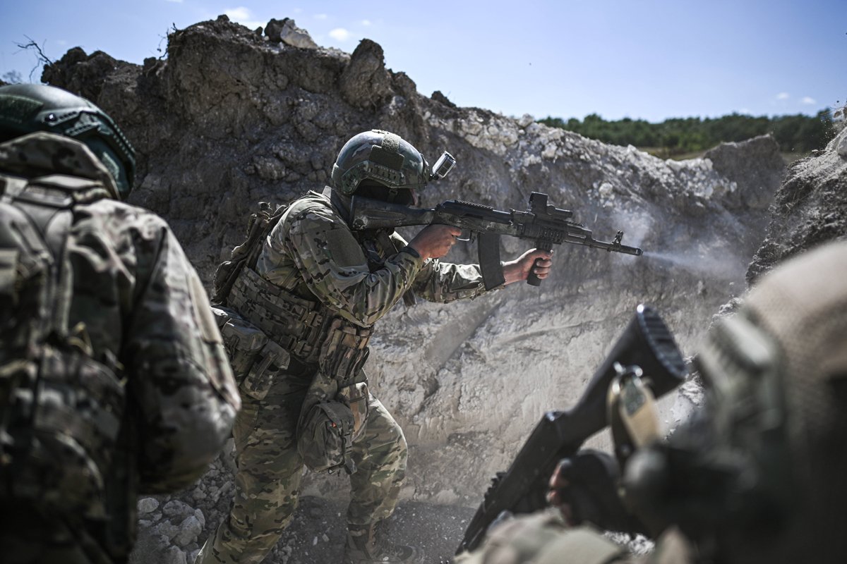 Подготовка российских военнослужащих для участия в войне в Украине, 17 августа 2024 года. Фото: Сергей Бобылев / Спутник / Imago Images / SNA / Scanpix / LETA